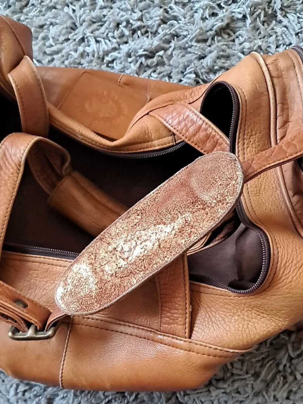 Men's Leather Duffel Bag in Cognac Brown with Adjustable Shoulder Strap